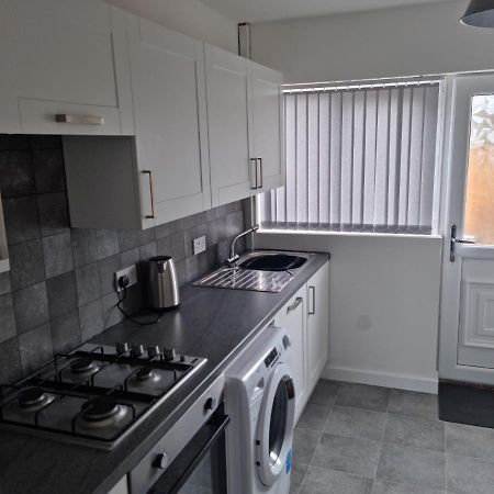 3 Bedroom House-Ellesmere Port Dış mekan fotoğraf