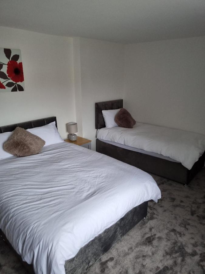 3 Bedroom House-Ellesmere Port Dış mekan fotoğraf